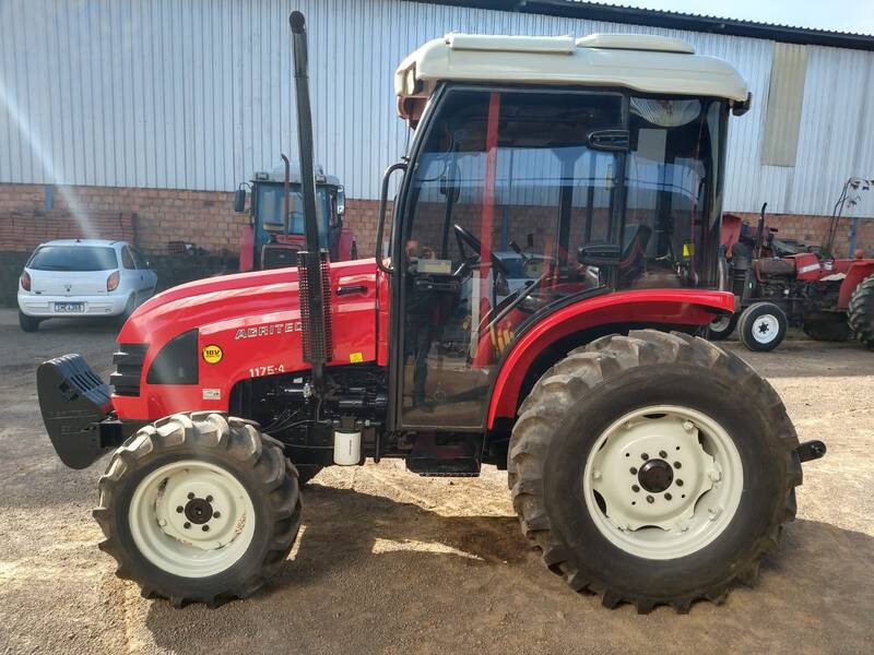 TRATOR YANMAR 1175 - FRUTEIRO/COMPACTO -4X4 - ANO 2013 